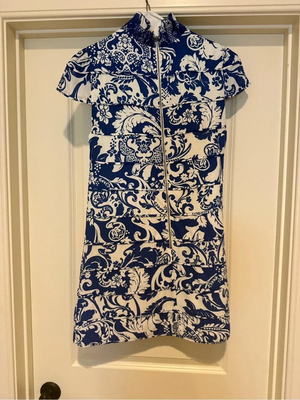 Alice + Olivia Blue and White Floral Print Mini Dress